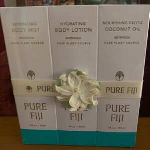 PURE FIJI Body Treatment Gift Set   NEW